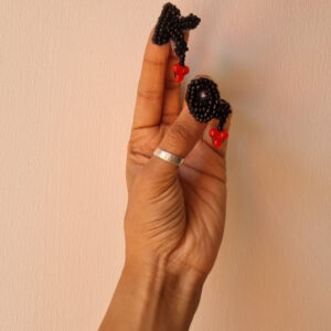 King and queen of hearts brooch