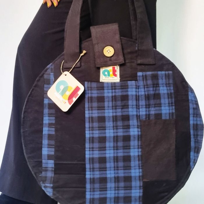 Blue checks Zero Tote Bag