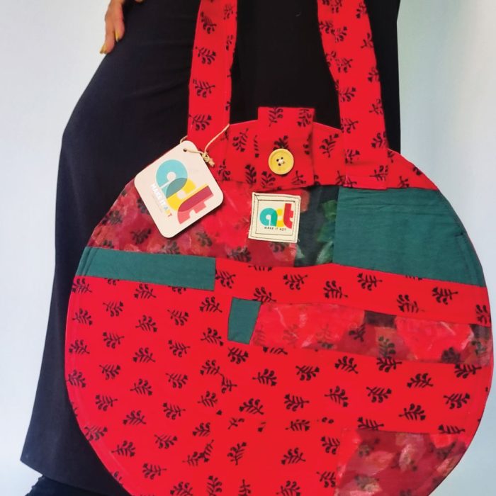 Red indie Zero Tote Bag